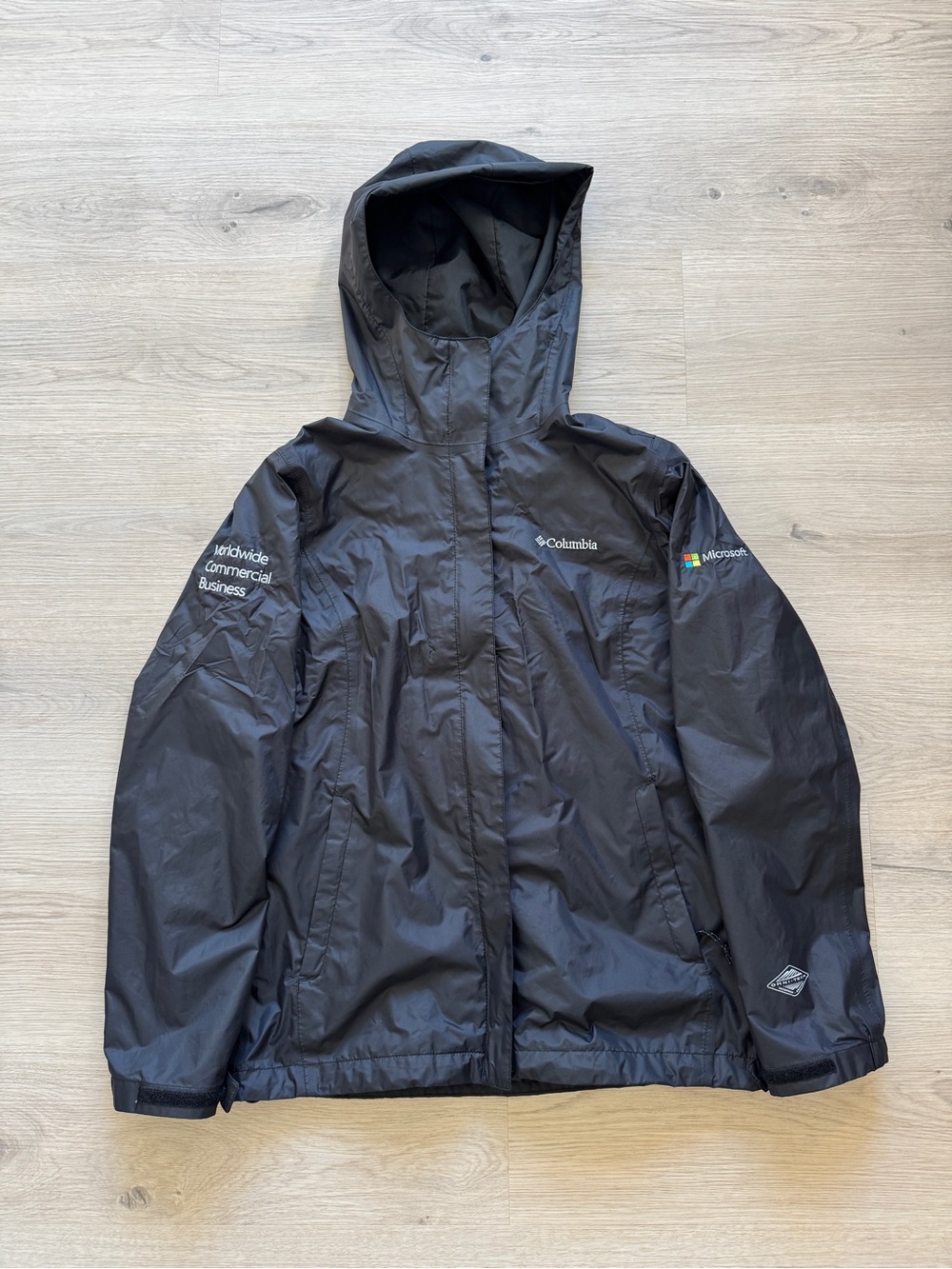 Microsoft Columbia Omni-Tech Black Hooded Rain Jacket Women’s XS Gorpcore